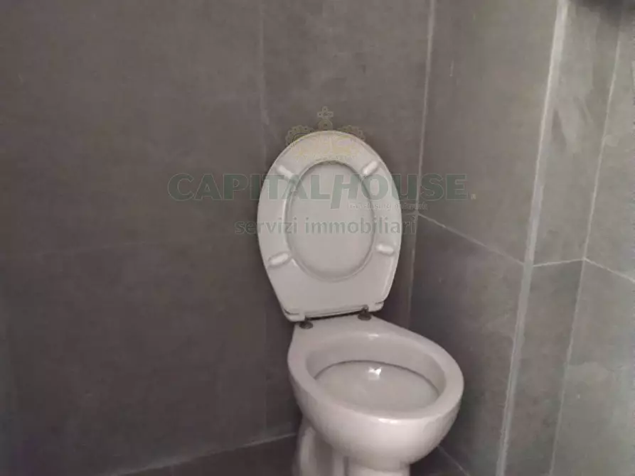 Immagine 9 di Locale commerciale in affitto  in ZONA FARMACIA a Capua