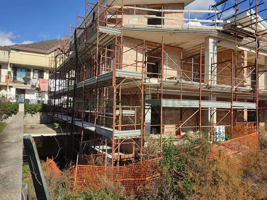 Immagine 1 di Villa in vendita  in sirignano a Sirignano