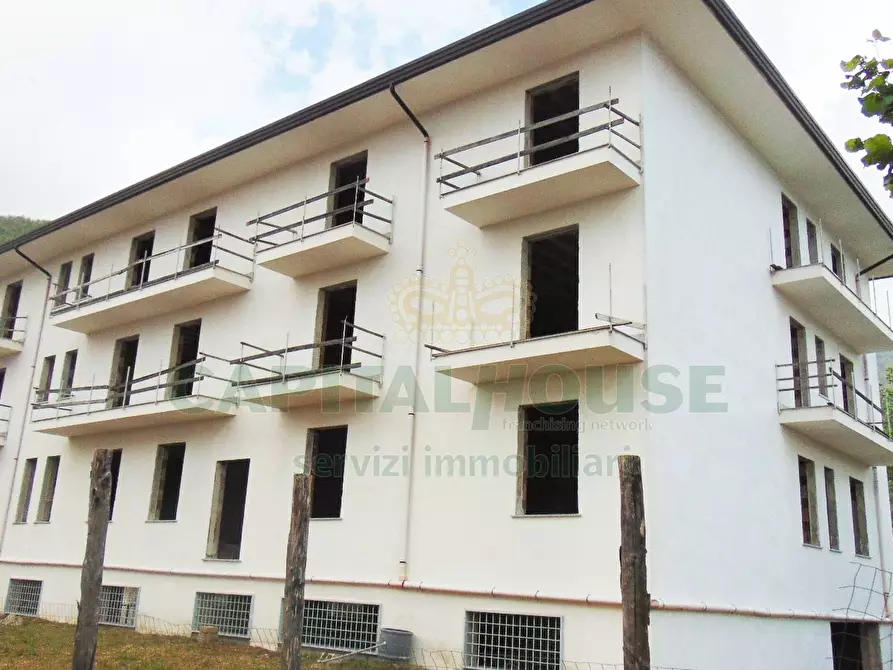 Immagine 12 di Casa indipendente in vendita  in viale michelangelo a Sirignano