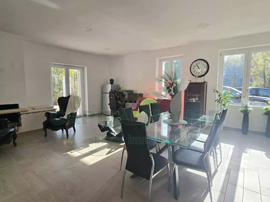 Immagine 6 di Villa in vendita  a Cervaro