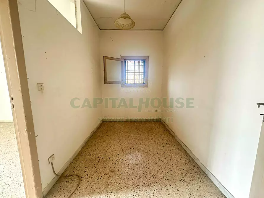 Immagine 15 di Appartamento in vendita  in ZONA VIA 4 NOVEMBRE a Capua