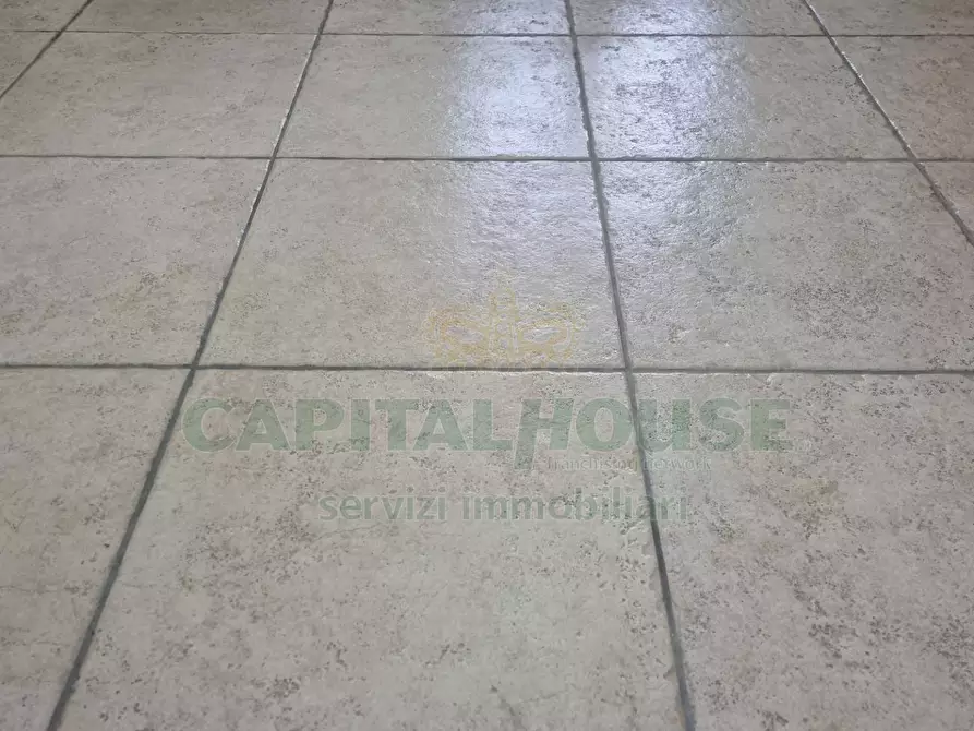 Immagine 18 di Appartamento in vendita  a Marcianise