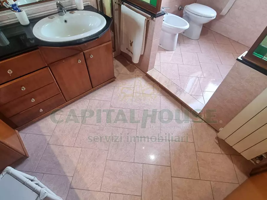 Immagine 31 di Appartamento in vendita  a Marcianise