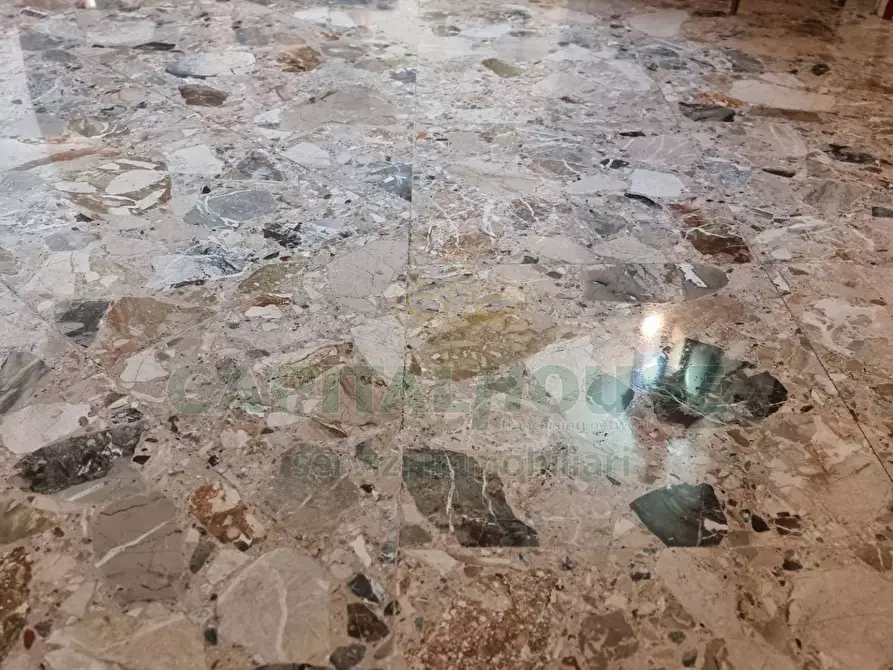 Immagine 53 di Appartamento in vendita  a Marcianise