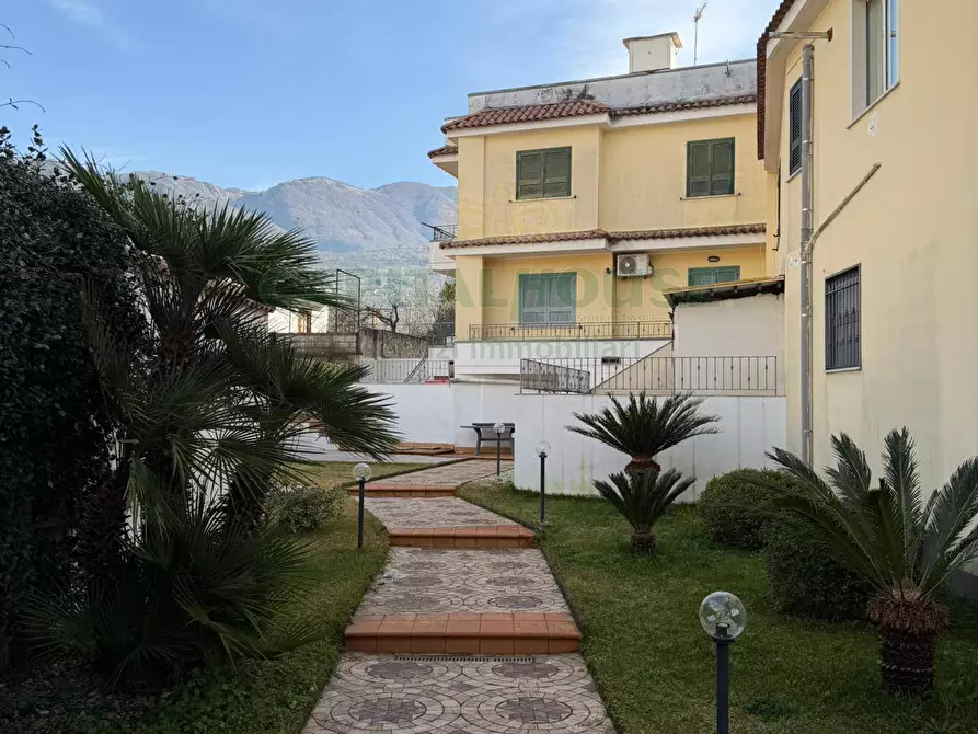 Immagine 21 di Villetta a schiera in vendita  in avella a Avella