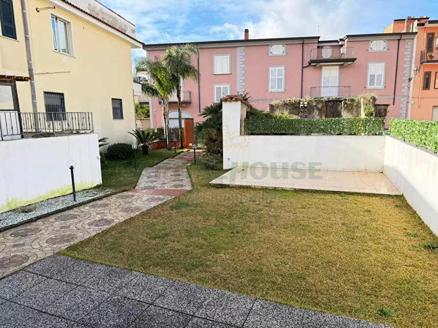 Immagine 2 di Villetta a schiera in vendita  in avella a Avella