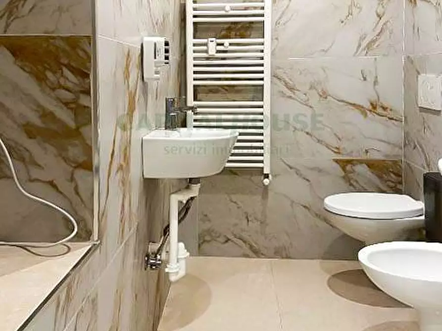 Immagine 13 di Appartamento in vendita  in Piazza Riccardo Wagner a Milano