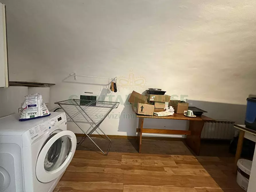 Immagine 10 di Locale commerciale in affitto  in Via San Vitale a Bologna