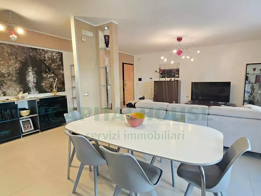 Immagine 4 di Appartamento in vendita  in Via Einaudi a Capodrise