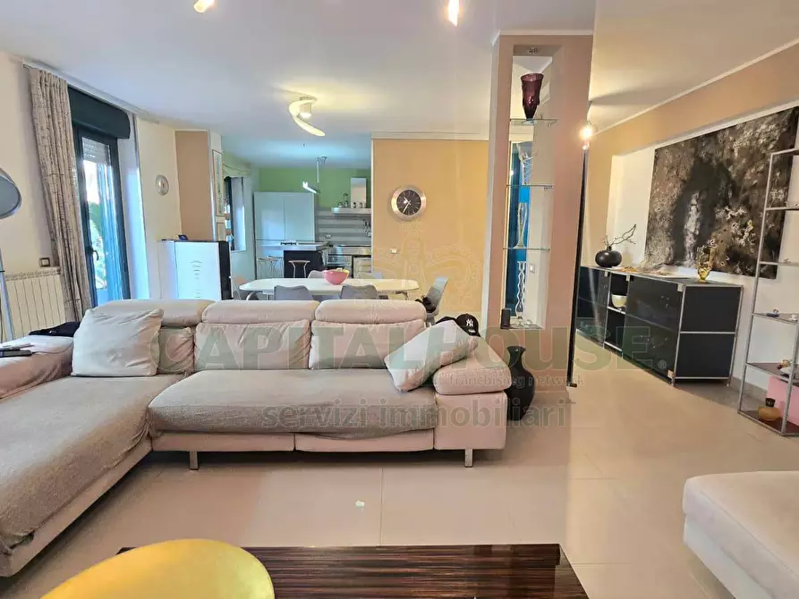 Immagine 8 di Appartamento in vendita  in Via Einaudi a Capodrise