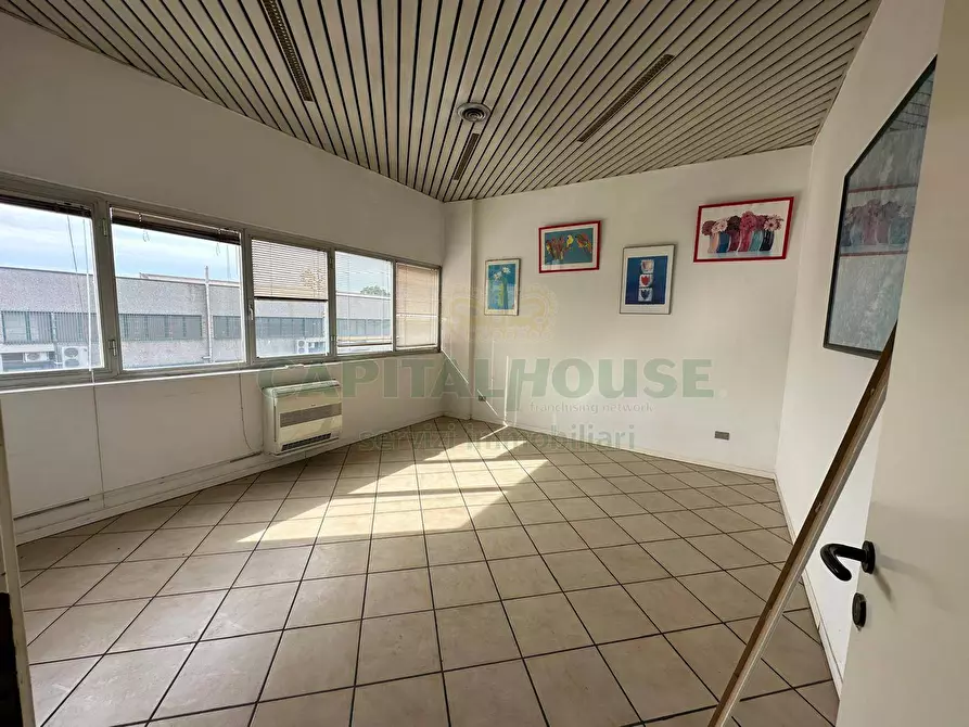 Immagine 1 di Ufficio in affitto  in Via Enrico Mattei a Bologna