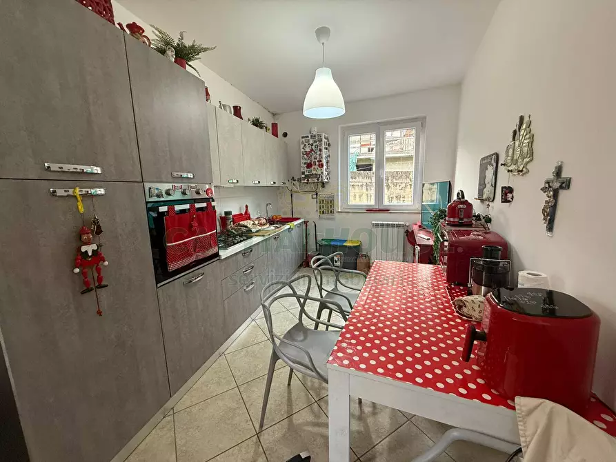 Immagine 1 di Appartamento in vendita  a Baronissi