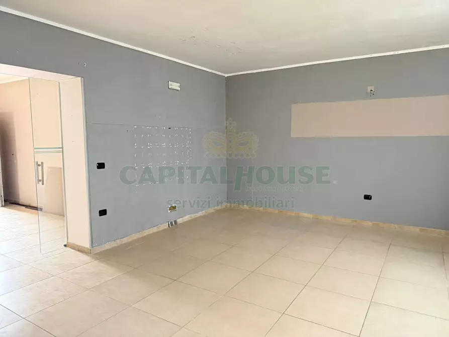 Immagine 7 di Locale commerciale in affitto  a Sperone