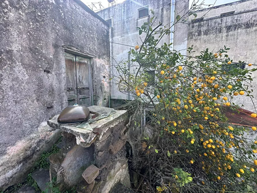 Immagine 6 di Rustico / casale in vendita  in via vastola a Cercola