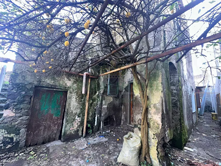 Immagine 1 di Rustico / casale in vendita  in via vastola a Cercola