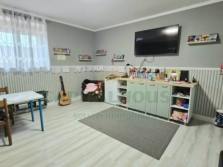 Immagine 20 di Appartamento in vendita  in Via Appia a Capodrise