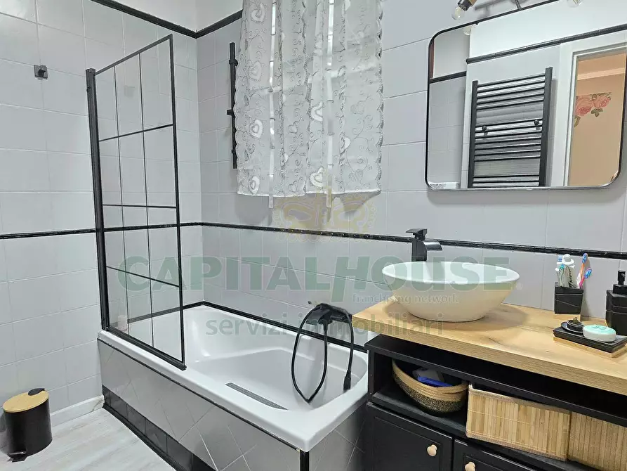 Immagine 24 di Appartamento in vendita  in Via Appia a Capodrise