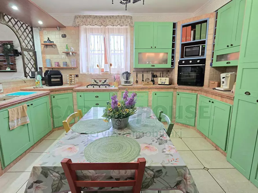 Immagine 4 di Appartamento in vendita  in Via Appia a Capodrise