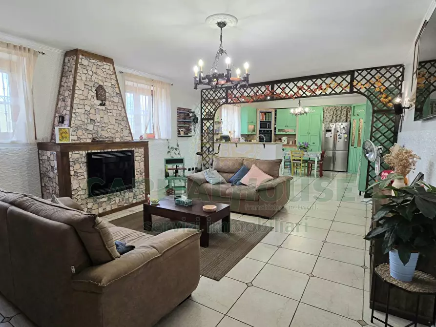 Immagine 1 di Appartamento in vendita  in Via Appia a Capodrise