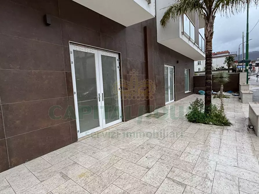 Immagine 14 di Locale commerciale in affitto  in via nazionale delle puglie a Baiano