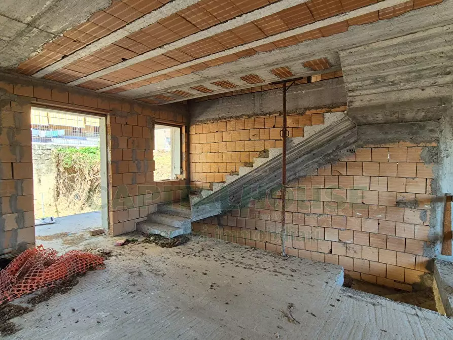 Immagine 13 di Villetta a schiera in vendita  a Camigliano