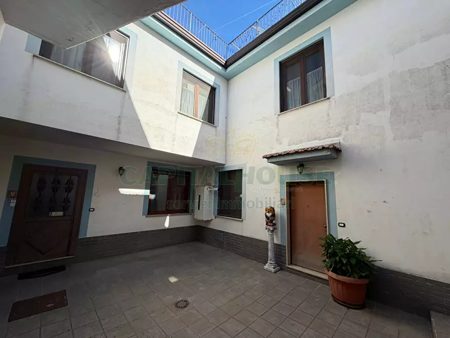 Immagine 1 di Casa semindipendente in vendita  in avella a Avella