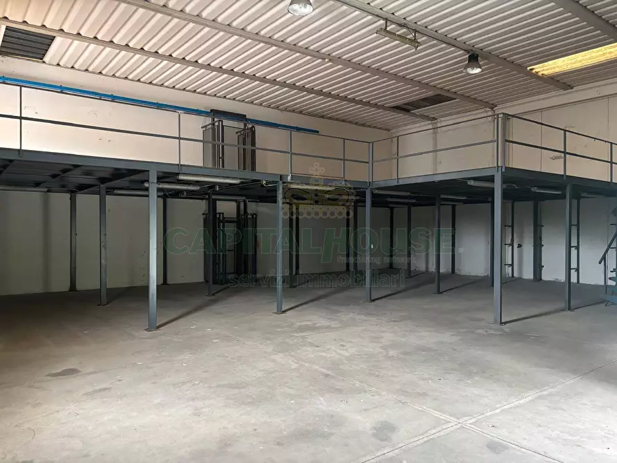 Immagine 6 di Capannone industriale in vendita  a Salerno