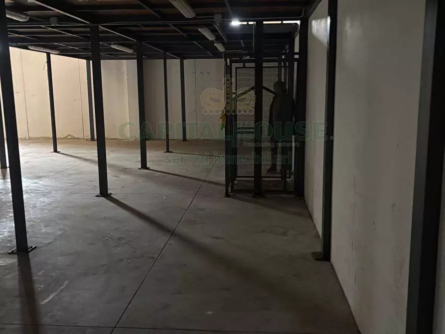 Immagine 15 di Capannone industriale in vendita  a Salerno