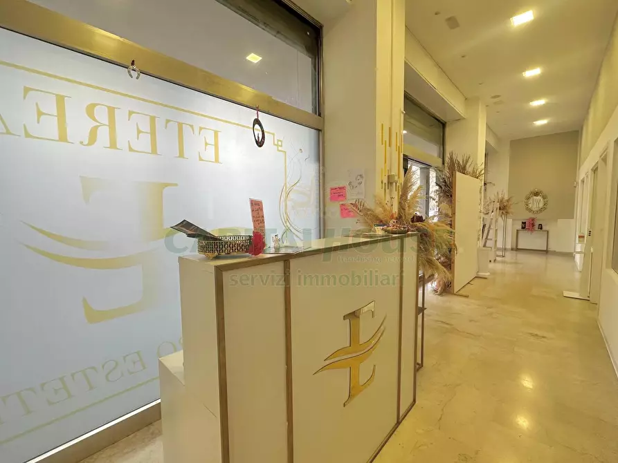 Immagine 3 di Attività commerciale in vendita  in Viale Zagabria a Bologna