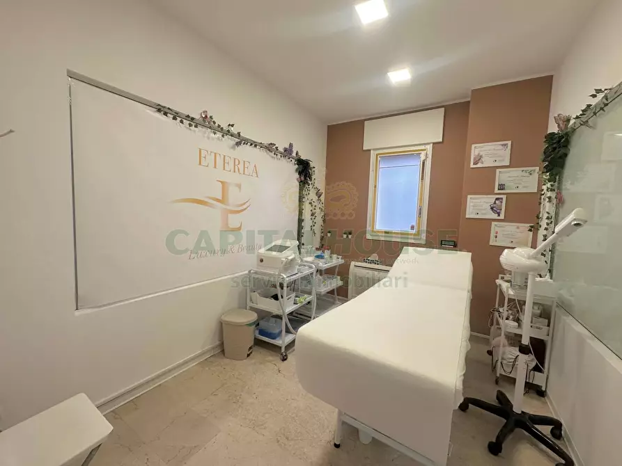 Immagine 8 di Attività commerciale in vendita  in Viale Zagabria a Bologna