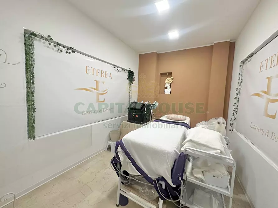 Immagine 12 di Attività commerciale in vendita  in Viale Zagabria a Bologna