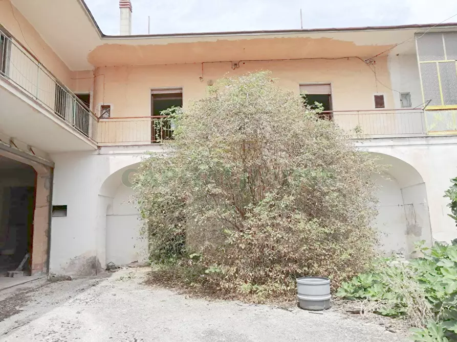 Immagine 4 di Casa indipendente in vendita  a Macerata Campania