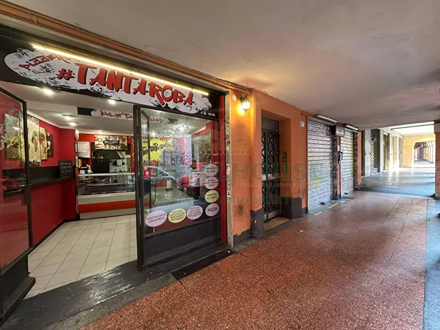 Immagine 17 di Attività commerciale in vendita  in Via Del Pratello a Bologna