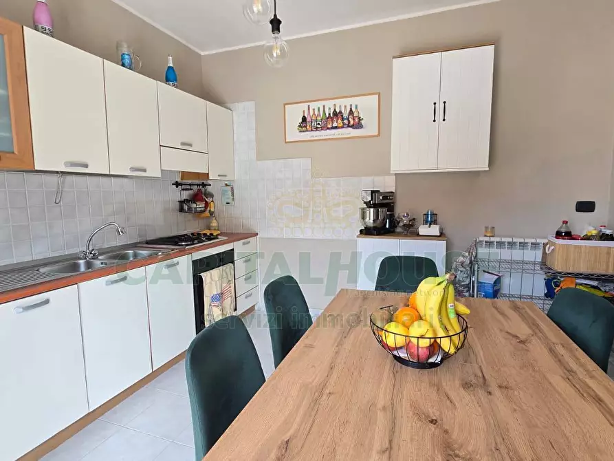 Immagine 11 di Appartamento in vendita  in via Guglielmo Marconi a Capodrise