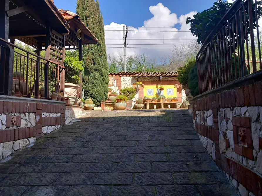 Immagine 6 di Villa in vendita  in via paganini a Baiano