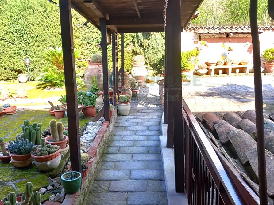 Immagine 11 di Villa in vendita  in via paganini a Baiano