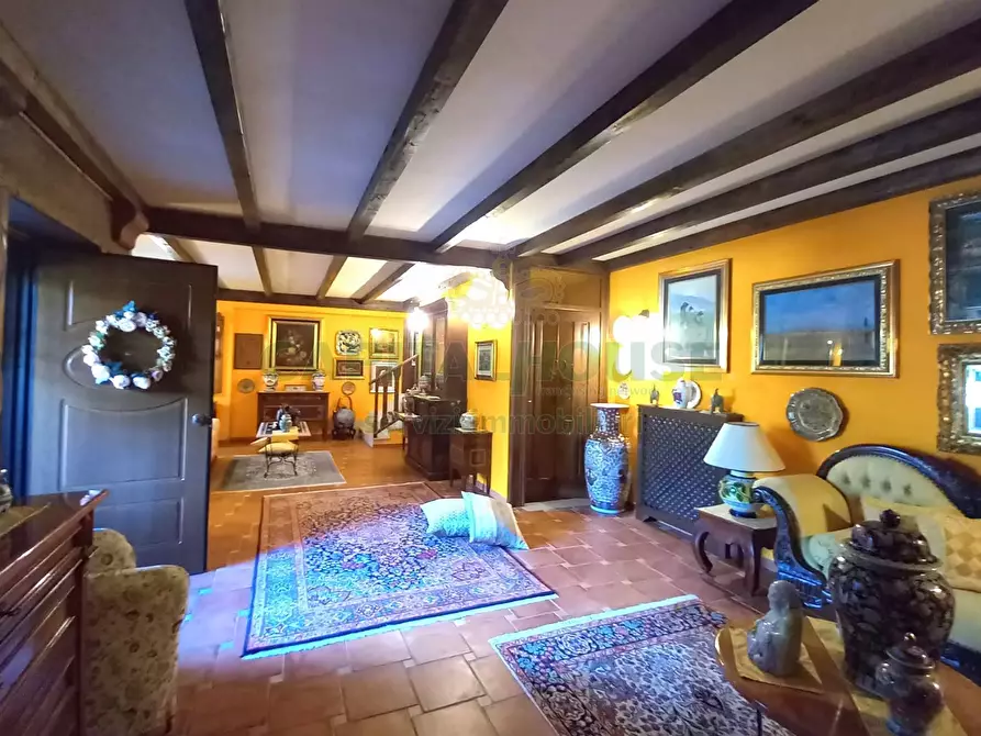 Immagine 17 di Villa in vendita  in via paganini a Baiano