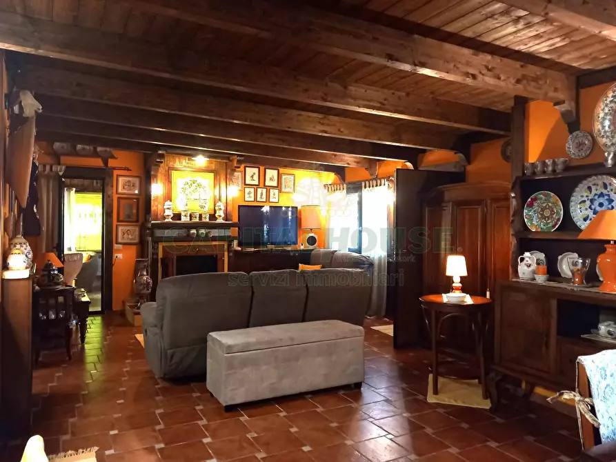 Immagine 29 di Villa in vendita  in via paganini a Baiano