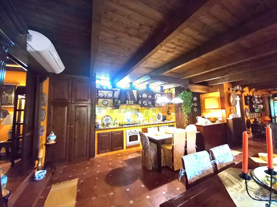 Immagine 31 di Villa in vendita  in via paganini a Baiano