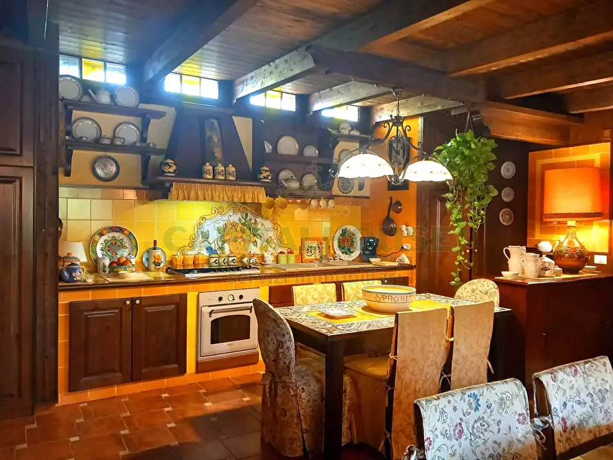 Immagine 51 di Villa in vendita  in via paganini a Baiano