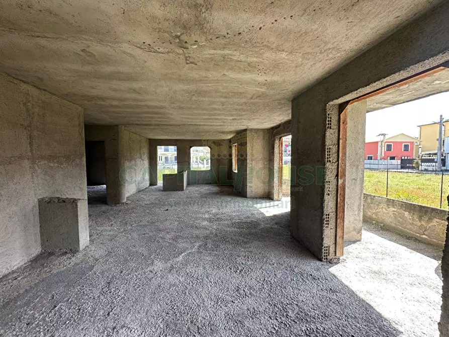 Immagine 25 di Villa in vendita  in via ragni a Cercola