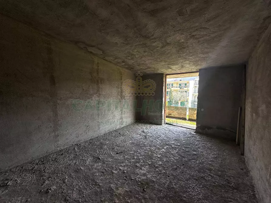 Immagine 32 di Villa in vendita  in via ragni a Cercola