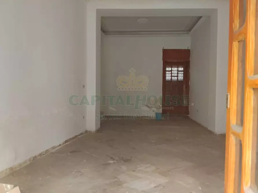 Immagine 4 di Magazzino in vendita  in baiano a Baiano