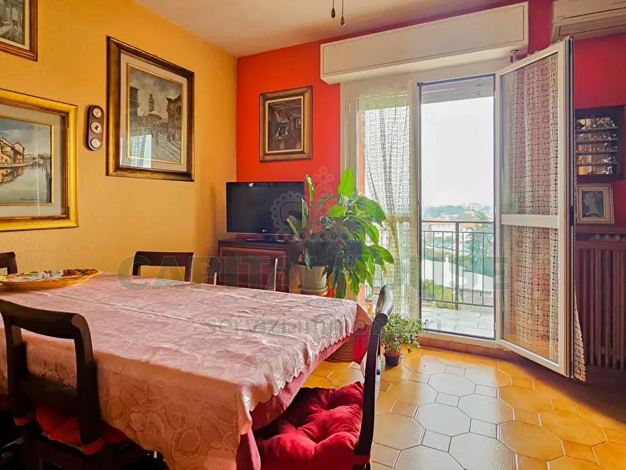 Immagine 1 di Appartamento in vendita  in Via dei Pini a Rozzano