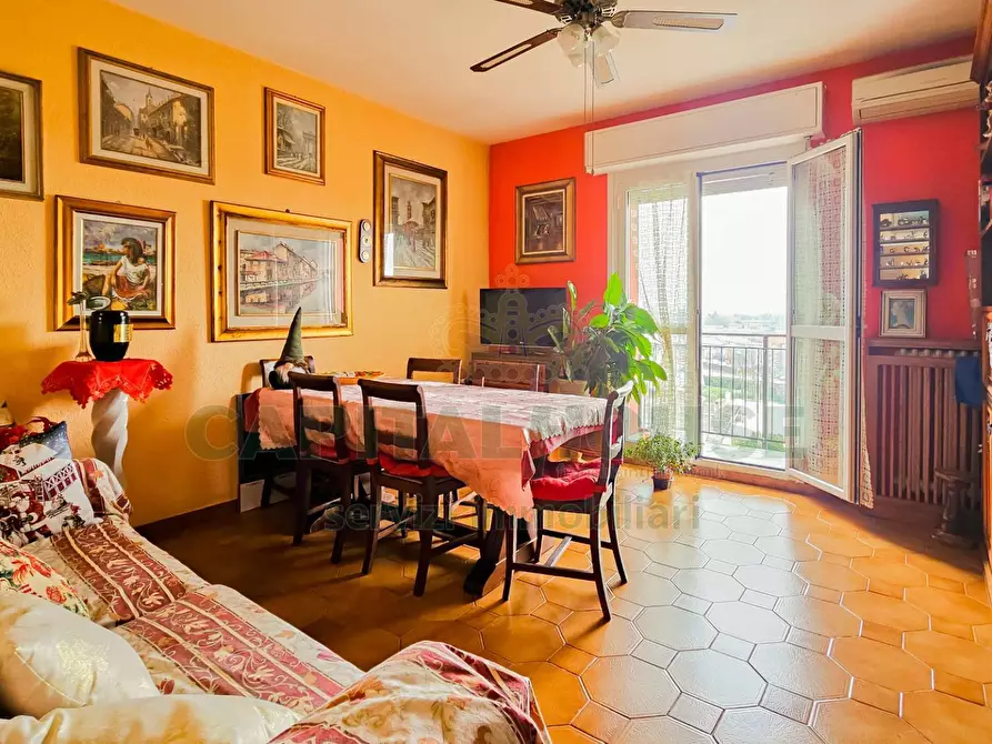 Immagine 5 di Appartamento in vendita  in Via dei Pini a Rozzano