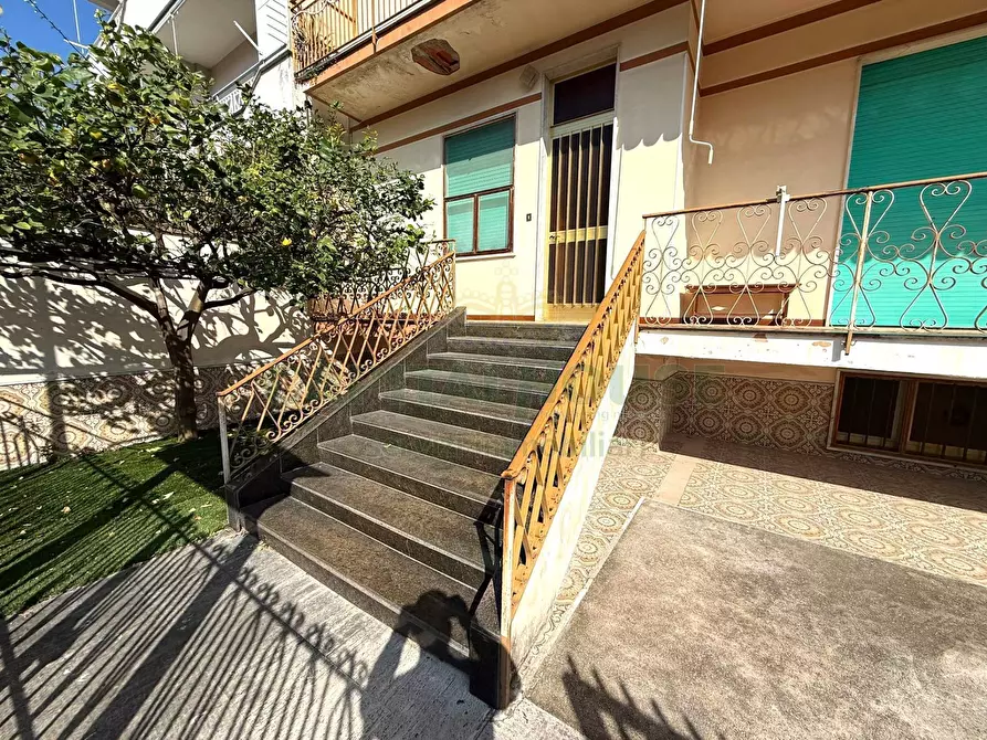 Immagine 2 di Villa in vendita  in Via Antonio De Luca a Cicciano