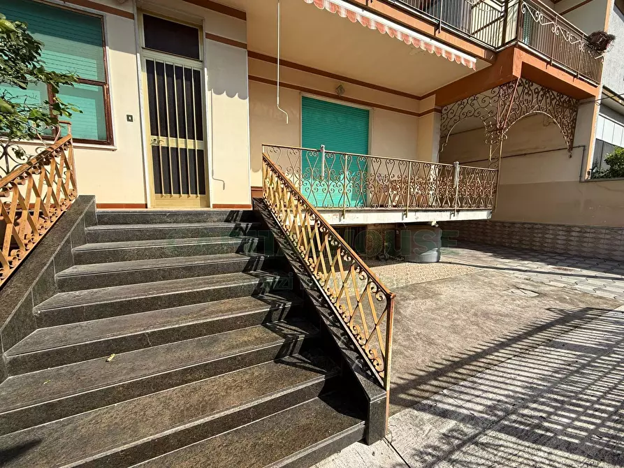 Immagine 3 di Villa in vendita  in Via Antonio De Luca a Cicciano