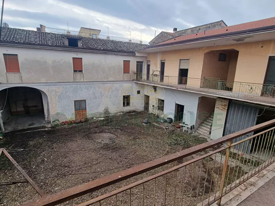 Immagine 3 di Casa indipendente in vendita  a Macerata Campania
