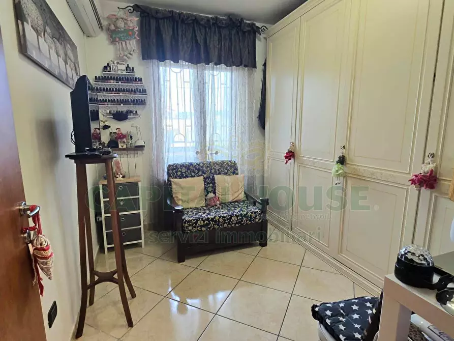 Immagine 9 di Appartamento in vendita  in Via Patturelli a Capodrise