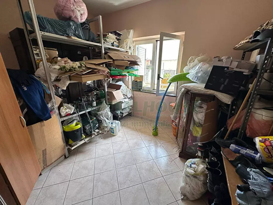 Immagine 27 di Casa indipendente in vendita  in via cutoli a Ottaviano